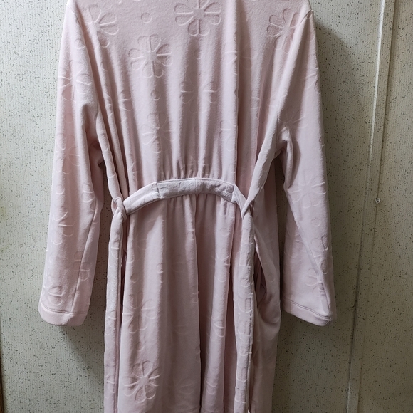 Kate Spade House Robe Medium Textured Floral Super Soft Knee Length Long Sleeve - Picture 7 of 7